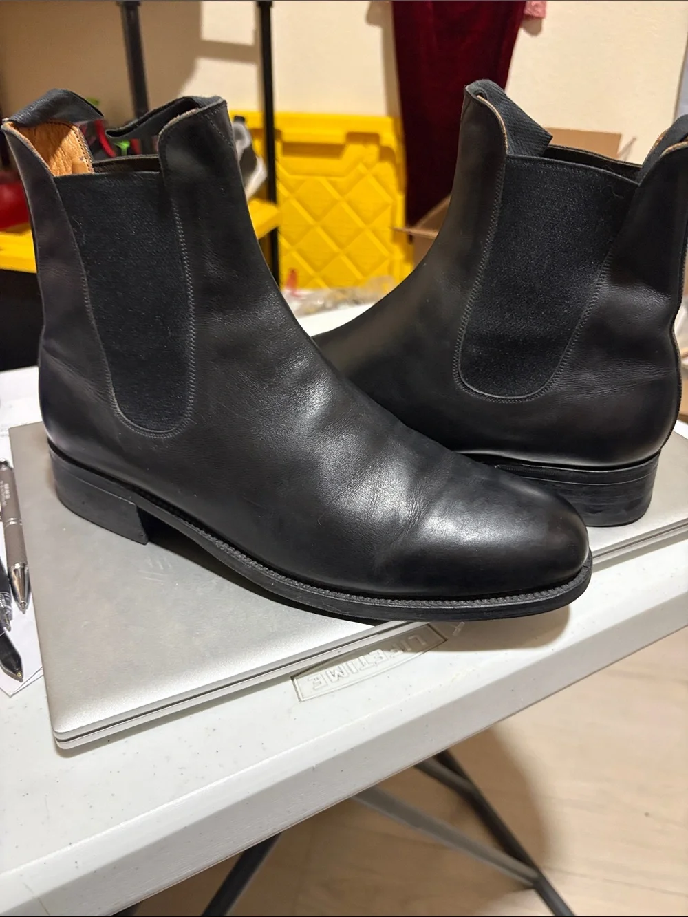 Classic Black Leather Chukka Boots - Timeless Men’s Chelsea-Style Boot